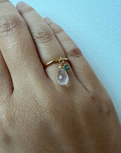 Load image into Gallery viewer, 3 Pearl &amp; Charm Goldplated Rings