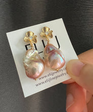 Load image into Gallery viewer, Peach-Rainbow Baroque Pearl Earrings 14KGF