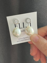Load image into Gallery viewer, Big Ivory Pearls 925 Silver Circle Earring Studs