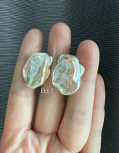 Load image into Gallery viewer, [VERY RARE] XL Keshi Pearl (Natural Peach Color) Earring Studs