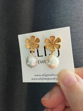 Load image into Gallery viewer, Ivory Pearls on Large Floral Earring Studs