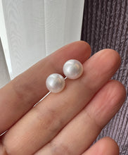 Load image into Gallery viewer, [18K GOLD- CLASSIC] Large Ivory AAA Freshwater Pearls 9.5-10mm Earring Studs