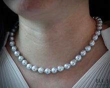 Load image into Gallery viewer, [14K SOLID GOLD] 8.5-9mm Baroque Silver-Blue Japanese Akoya Pearl Necklace