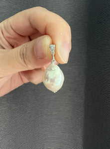 Ivory Pearl Pendants (Gold/Silver)