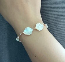 Load image into Gallery viewer, Treasure: Mother of Pearl Shells &amp; Roses, Pearls 14KGF Bracelet