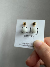 Load image into Gallery viewer, Green Jade Apples, Gold Stud Earrings