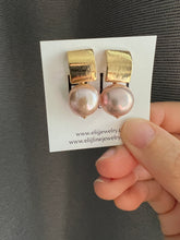 Load image into Gallery viewer, Large Pink Edison Pearls, Modern Curved Stud Earrings