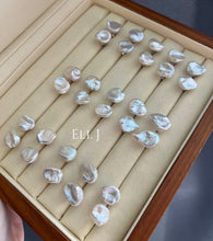 Load image into Gallery viewer, Ivory Keshi Pearl Earring Studs 925 Silver