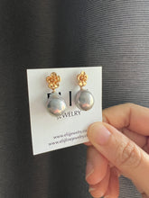 Load image into Gallery viewer, Silver Pearls Sakura Earring Studs