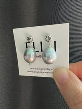 Load image into Gallery viewer, Silver Pearls Knot Earrings
