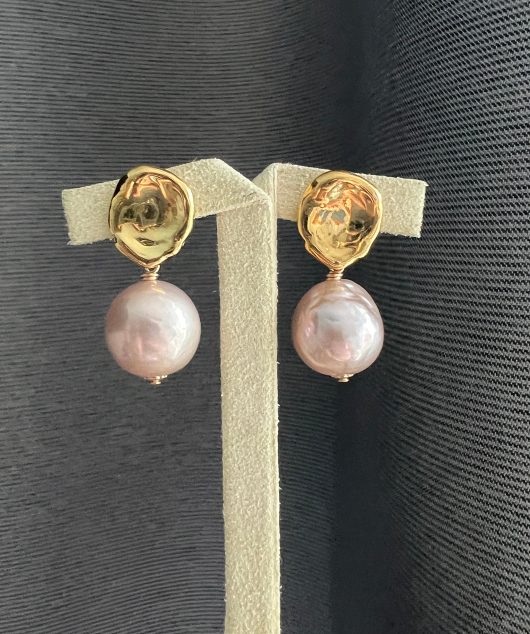Large Champagne Peach-Pink Roundish Edison Pearls Gold Tab Earrings