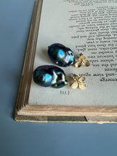 Load image into Gallery viewer, Peacock Baroque Pearls
