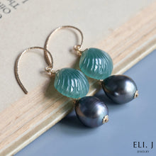 Load image into Gallery viewer, [Signature] Deep Teal/Green Jadeite Shells, Tahitian Pearl Earrings