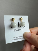 Load image into Gallery viewer, Green Jade Apples, Gold Stud Earrings