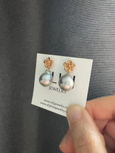 Load image into Gallery viewer, Silver Pearls Sakura Earring Studs