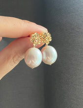 Load image into Gallery viewer, Rare Large Ivory Edison Pearl Floral Earrings