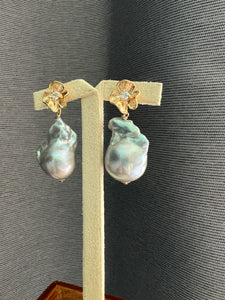 Silver Baroque Pearls Floral Gold Earring Studs