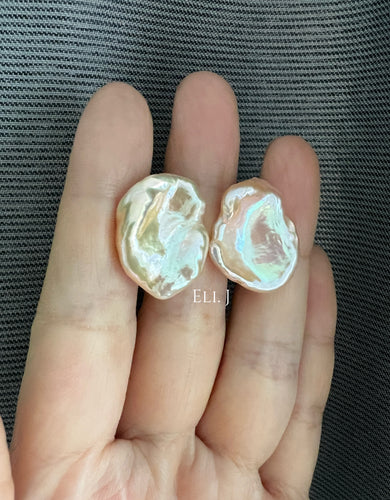 [RARE] XL Keshi Pearl (Natural Peach Color) Earring Studs