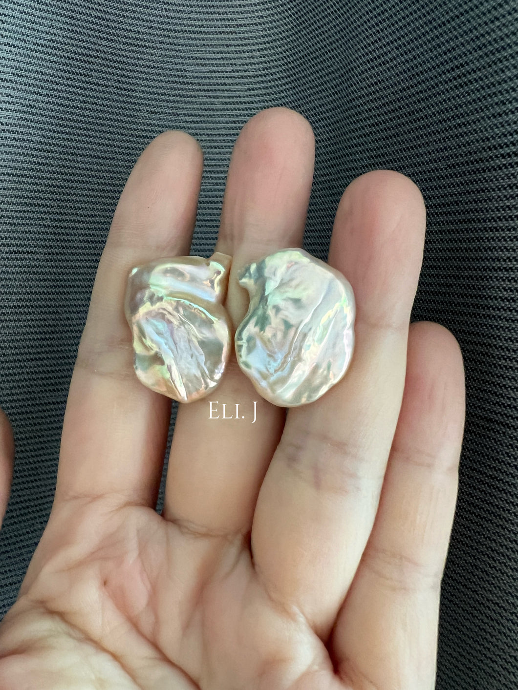 [VERY RARE] XL Keshi Pearl (Natural Gold-Peach Color) Earring Studs