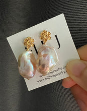 Load image into Gallery viewer, Peach-Pink Baroque Pearl Earrings 14KGF