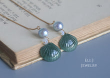 Load image into Gallery viewer, Type A Burmese Green Jadeite Shells, Japanese Akoya Pearls 14KGF Threader Earrings