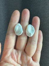 Load image into Gallery viewer, X Large Ivory Keshi Pearl Earring Studs
