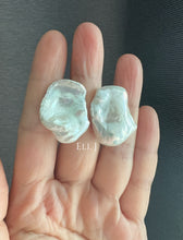 Load image into Gallery viewer, [RARE] XL Ivory Keshi Pearl Earring Studs