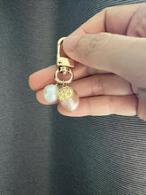 Load image into Gallery viewer, Peach, Ivory Pearl Gold Key Bag Charm