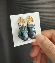 Load image into Gallery viewer, Peacock Black Baroque Pearl Earrings 14KGF