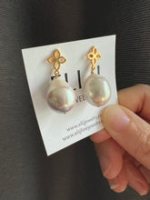 Load image into Gallery viewer, Large Ivory- Rainbow Pearl Fleur de Lis Earring Studs