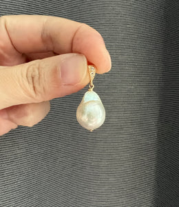 Ivory Pearl Pendants (Gold/Silver)