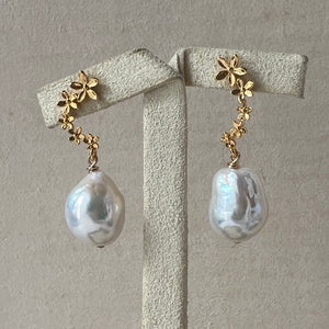 Ivory-Rainbow Pearls, Cascade Floral Gold Studs