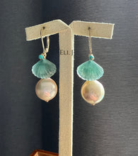 Load image into Gallery viewer, Carved Jadeite Seashells, Peach Edison Pearls 14KGF Earrings