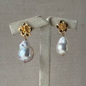 Ivory-Rainbow Pearls Sakura Gold Earring Studs