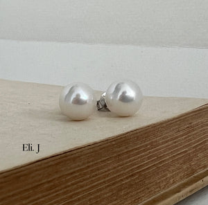 Classic Ivory Round Freshwater 9-9.5mm Pearl Earring Studs