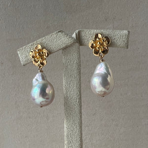 Ivory-Rainbow Pearls Sakura Gold Earring Studs