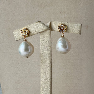 Ivory Pearls, Daisy 14kGF Earring Studs
