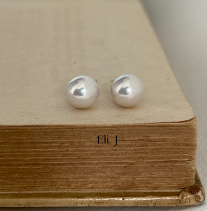 Ivory Pink 8-8.5mm Freshwater Round Pearl Earring Studs