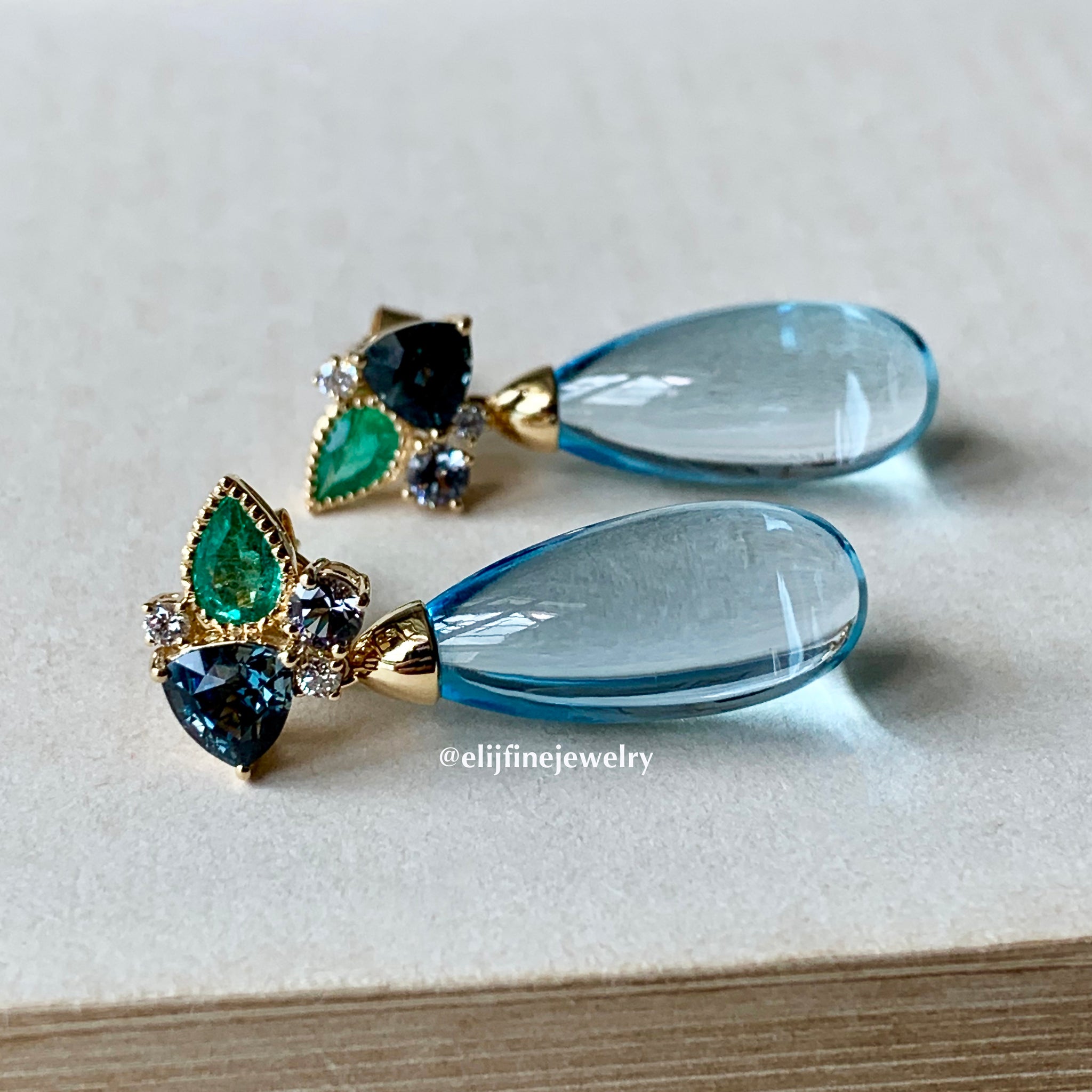 Spinel Emerald Gem Cluster Detachable Earrings 18k Yellow Gold
