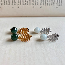 Load image into Gallery viewer, Leaves &amp; Jade Earrings