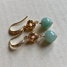 Load image into Gallery viewer, Knots &amp; Jade Gold Earrings