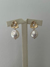 Load image into Gallery viewer, Ivory Rainbow Pearls on 3Petal Floral Studs