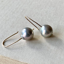 Load image into Gallery viewer, Gold Lustre Silver Pearls (Hand Forged) 14kGF Earrings