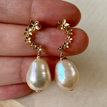 Load image into Gallery viewer, Light Peach Edison Pearls on Cascading Flower Studs