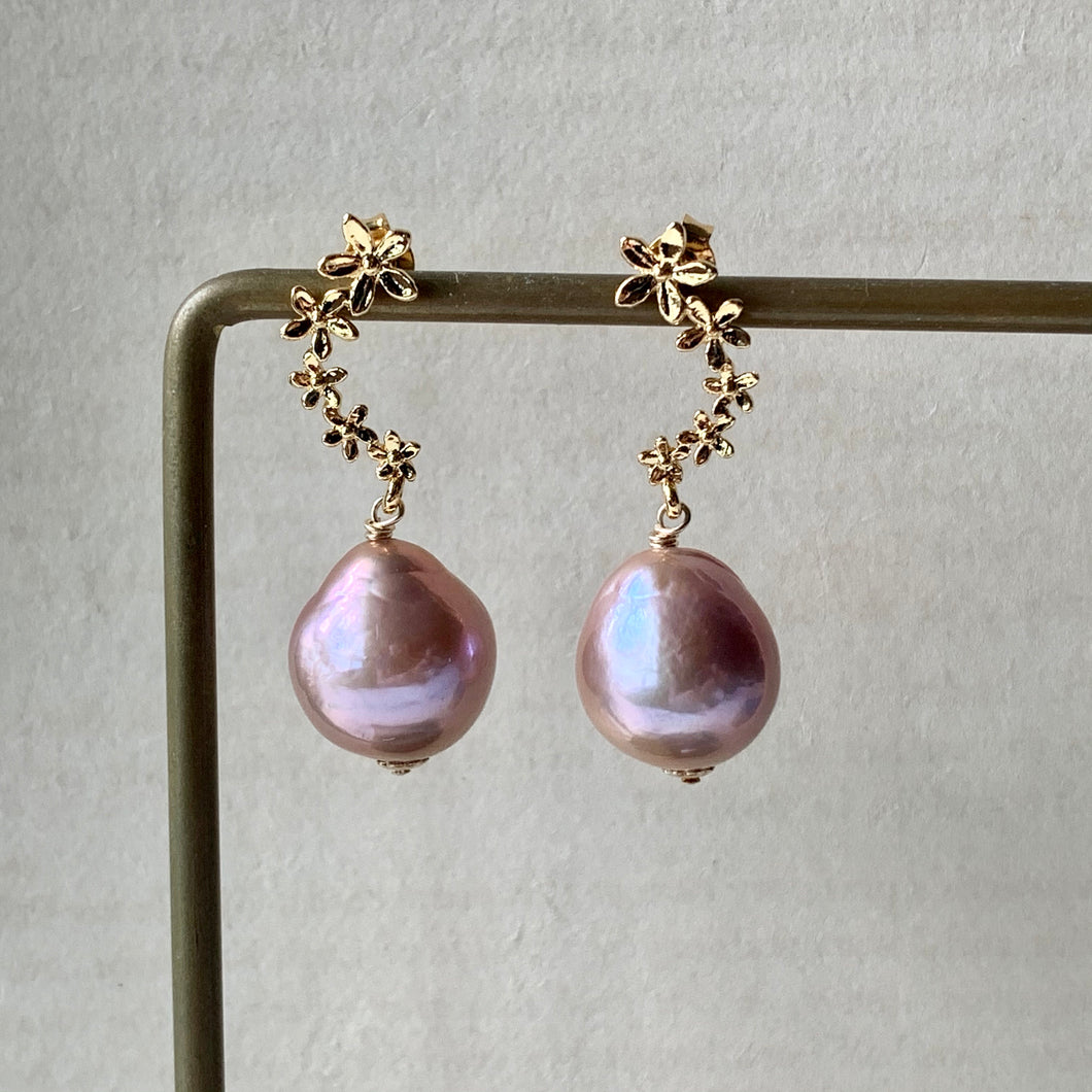 Copper-Pink Edison Pearls on Curved Flower Studs