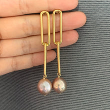 Load image into Gallery viewer, Large Dusty Rainbow Pink Edison Pearls Gold Plated Statement Textured Link Studs