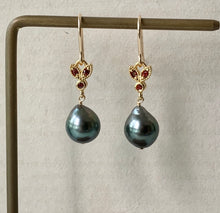 Load image into Gallery viewer, Tahitian Pearls &amp; Deep Red Bee 14kGF