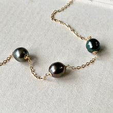 Load image into Gallery viewer, Trio Tahitian Pearl Necklace 14kGF