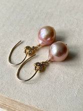 Load image into Gallery viewer, Peach Edison &amp; Bees 14kGF Earrings
