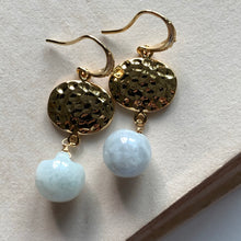 Load image into Gallery viewer, Hammered Gold &amp; Jade Apple Earrings